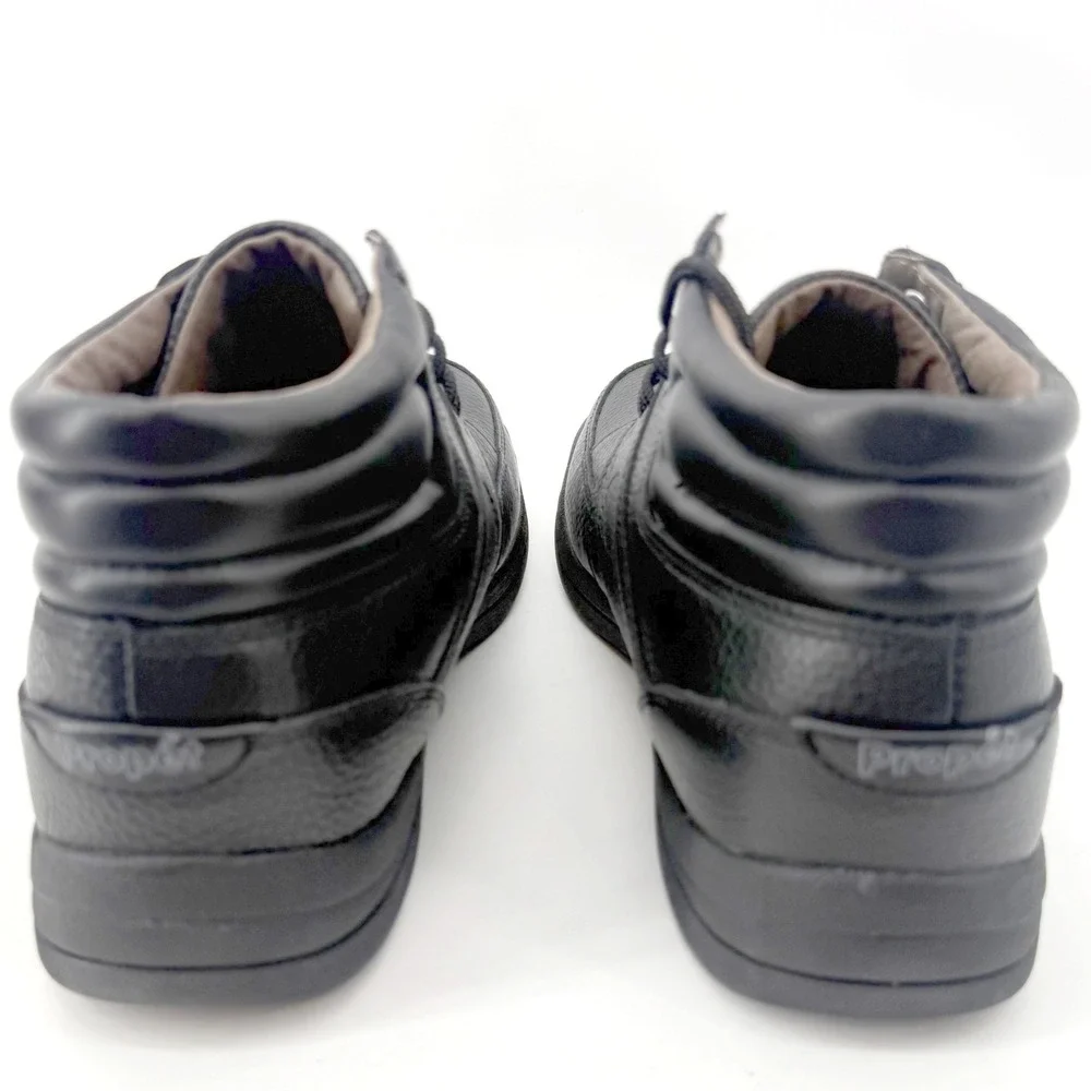 Propet Waterproof Hiking Boots Mens Black Leather Sealtex Mid Top Lace Up Work